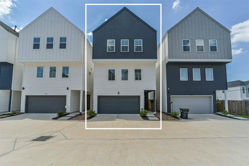 8321 Springwood Canyon Ln, Houston, TX, 77055-2161 | Card Image