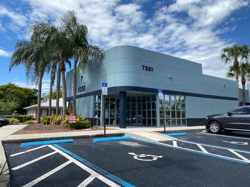 ste-103-7351 W Oakland Park Blvd, Tamarac, FL, 33319-7107 | Card Image
