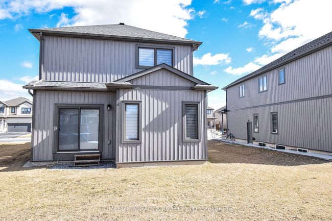 25 Barker Pky, House other with 3 bedrooms, 3 bathrooms and 2 parking in Thorold ON | Image 49