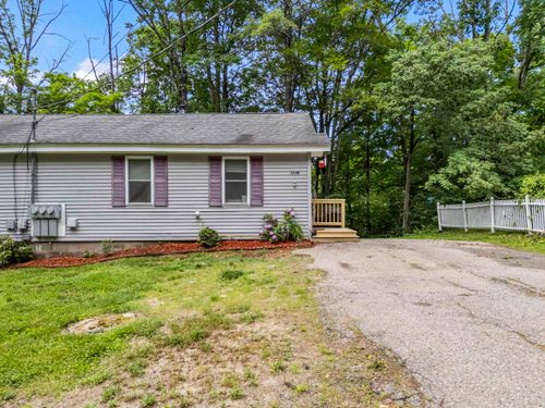584 Chestnut Hill Rd, Farmington, NH, 03835-3912 | Card Image
