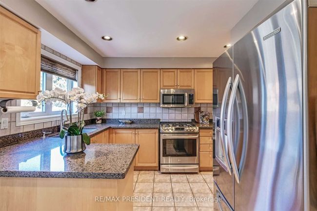 166 Russell Jarvis Dr, House other with 5 bedrooms, 4 bathrooms and 4 parking in Markham ON | Image 10