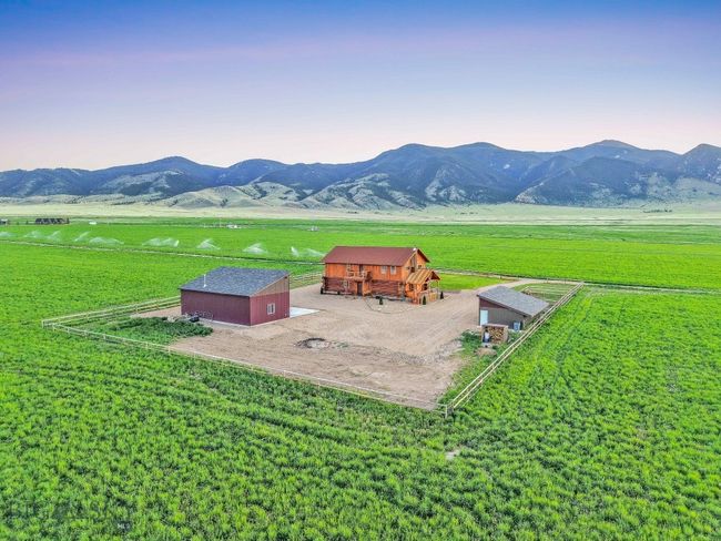 17 Texs Loop, House other with 4 bedrooms, 3 bathrooms and null parking in Alder MT | Image 53