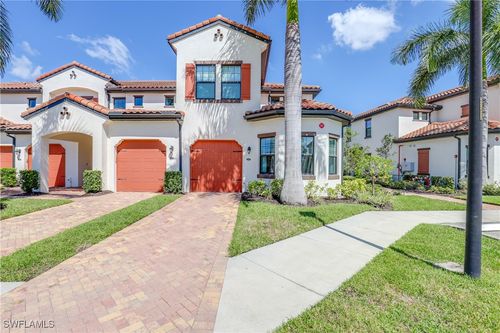 103-15145 Palmer Lake Cir, NAPLES, FL, 34109-9042 | Card Image