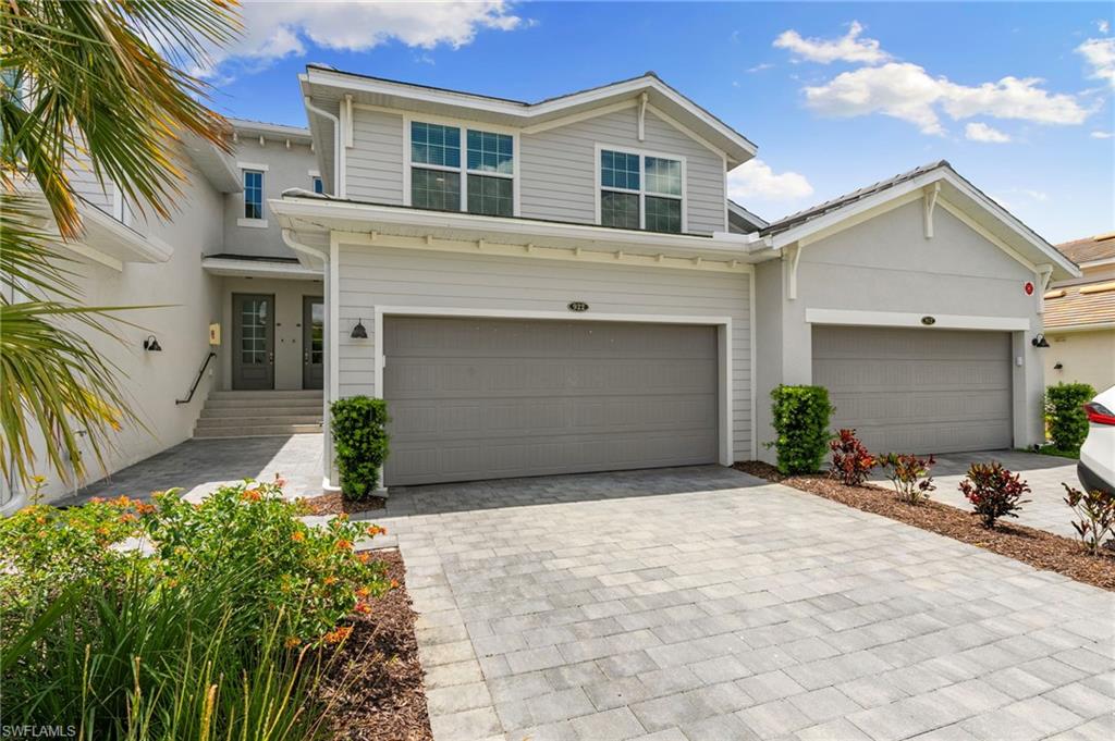 Residential in AVE MARIA 3