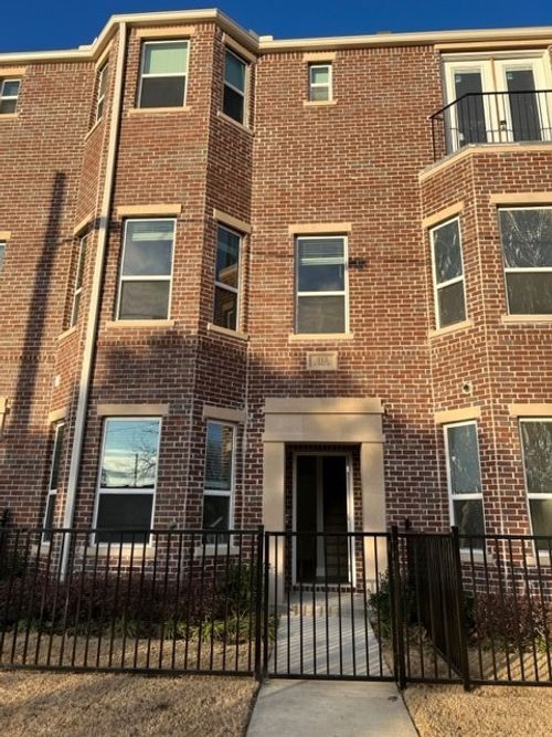 313 N Mill St, Lewisville, TX, 75057-3997 | Card Image