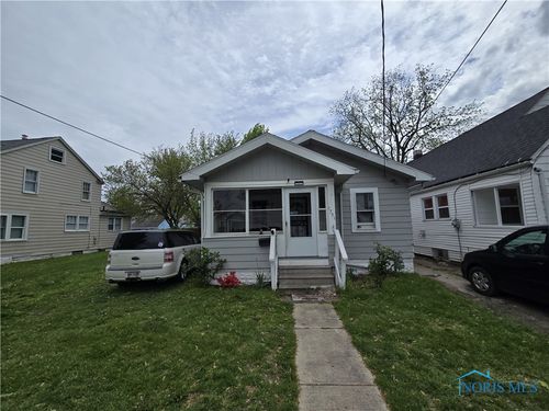 1751 Marne Ave, Toledo, OH, 43613-5231 | Card Image