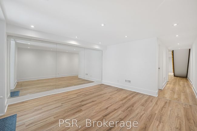 184 Strachan Ave, House attached with 5 bedrooms, 5 bathrooms and 1 parking in Toronto ON | Image 36