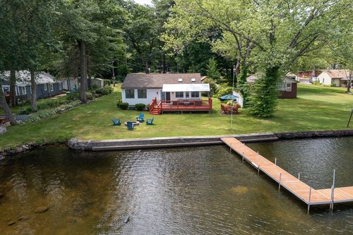 3 Hough Rd, Douglas, MA, 01516-2848 | Card Image