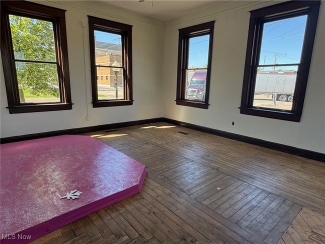 231 Market St, Home with 0 bedrooms, 0 bathrooms and null parking in Zanesville OH | Image 7
