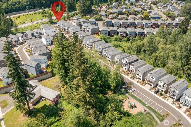 EH49 - 207 207 Th St Se, House other with 3 bedrooms, 3 bathrooms and 2 parking in Bothell WA | Image 9