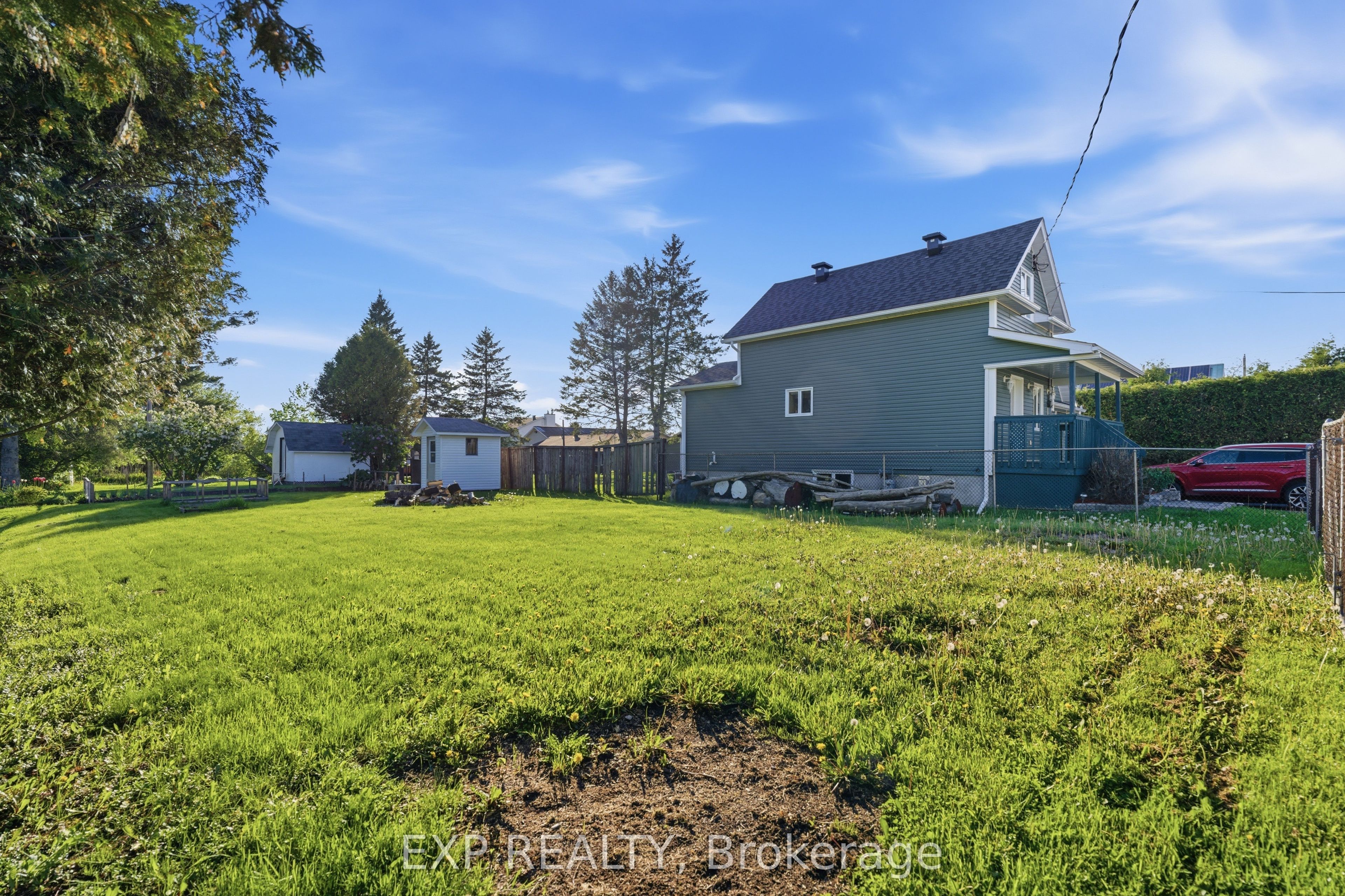 Residential in Clarence-Rockland 5