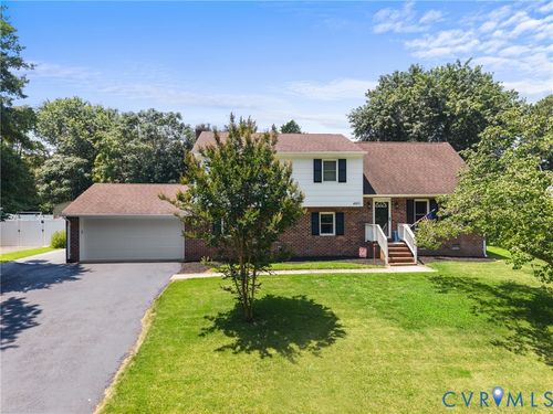 4611 Dunkirk Dr, Chester, VA, 23831-6814 | Card Image