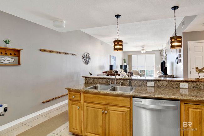 Kitchen | Image 8