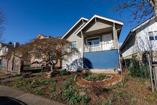 2867 E Georgia St, Vancouver, BC, V5K2K3 | Card Image