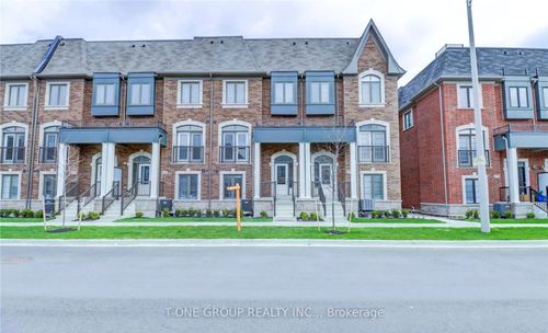 111 Lichfield Rd, Unionville, ON, L3R0W9 | Card Image