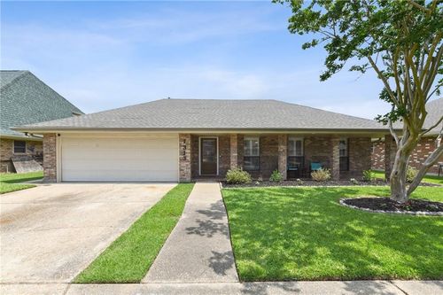 7313 Windsor Dr, Harahan, LA, 70123-4838 | Card Image