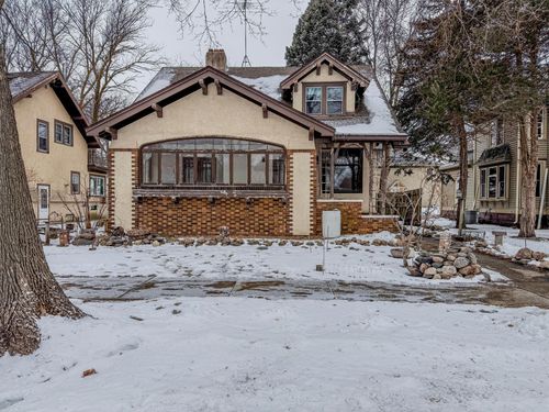 416 Hassan St Se, Hutchinson, MN, 55350-2528 | Card Image