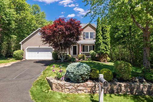 3 Meadowlark Dr, York, ME, 03909-5846 | Card Image