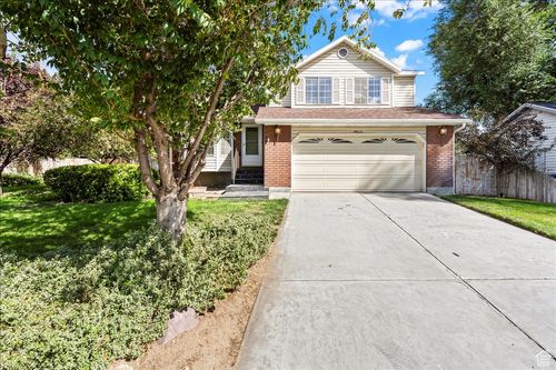 10621 S Carrington St, Sandy, UT, 84094-4950 | Card Image