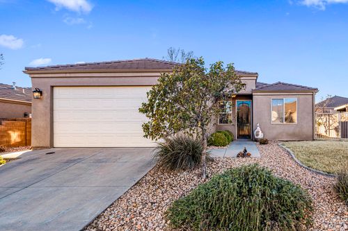 562 S 675 E, Ivins, UT, 84738-5025 | Card Image