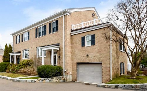 36-205 Main St, New Canaan, CT, 06840-5635 | Card Image