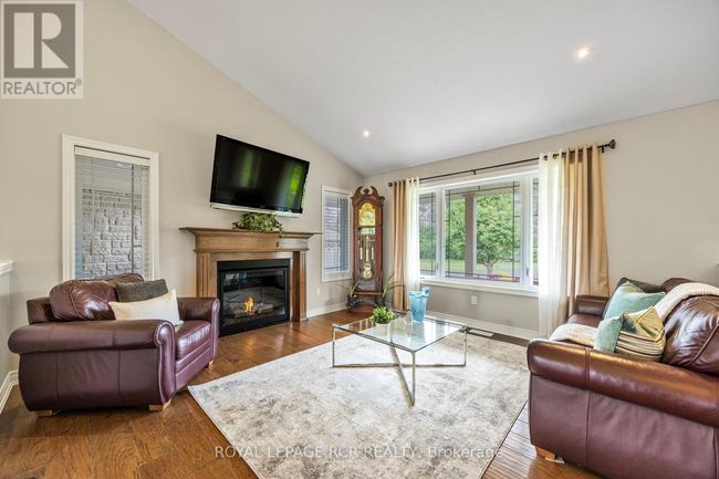 245327 5 Th Side Rd, House other with 5 bedrooms, 4 bathrooms and 12 parking in Amaranth ON | Image 8