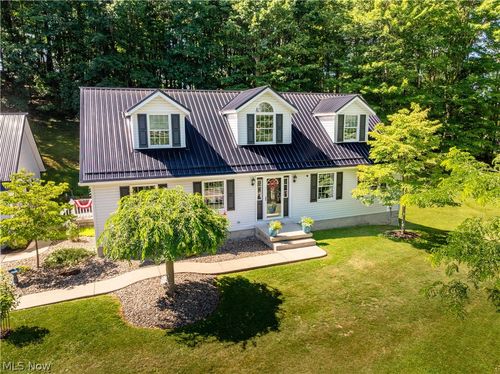 270 Salineville Road Ne, Carrollton, OH, 44615 | Card Image