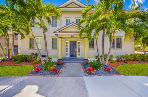 206 S 15th Ave, Hollywood, FL, 33020-5220 | Card Image