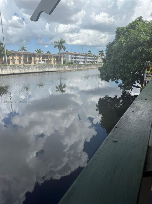 7643 Nw South River Dr, Medley, FL, 33166-2509 | Card Image