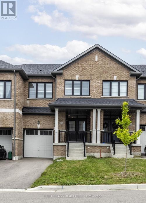 101 Boundary Boulevard, Whitchurch-Stouffville (Stouffville), ON, L4A4W2 | Card Image
