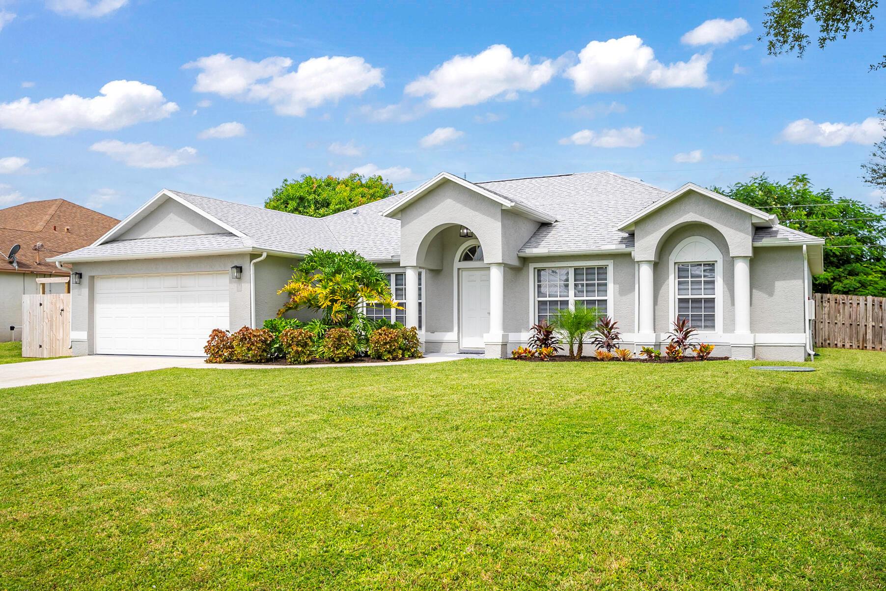 Dimperio Ave, Port Saint Lucie, FL 34953