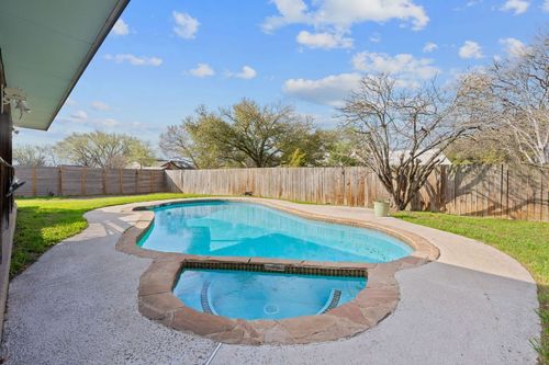 10300 Georgian Dr, Austin, TX, 78753-3625 | Card Image