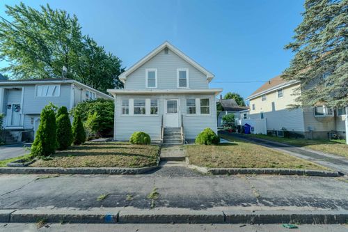 157 Cilley Rd, Manchester, NH, 03103-5103 | Card Image