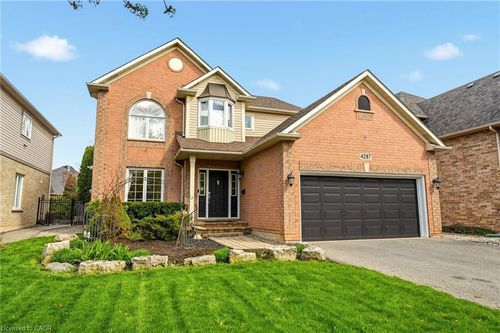 4287 Chasewood Court, Burlington, ON, L7M4P8 | Card Image