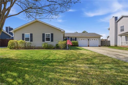 825 Levy Loop, Virginia Beach, VA, 23454-6963 | Card Image