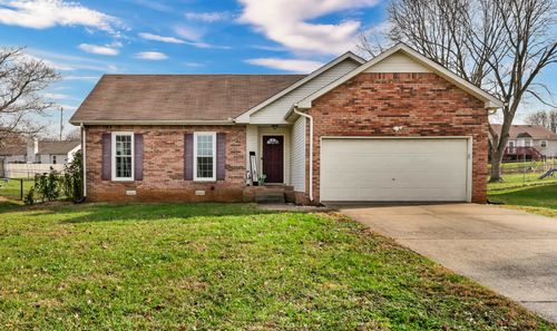 1760 Butternut Dr, Clarksville, TN, 37042-4573 | Card Image