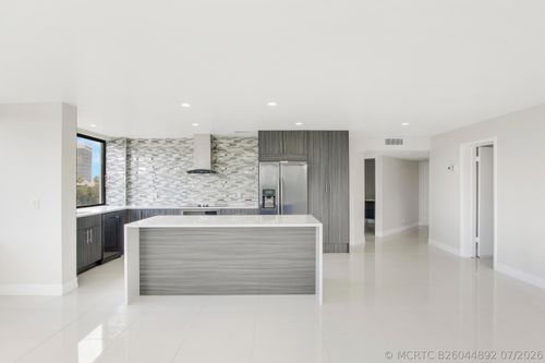 404-1500 Presidential Way, West Palm Beach, FL, 33401-1817 | Card Image