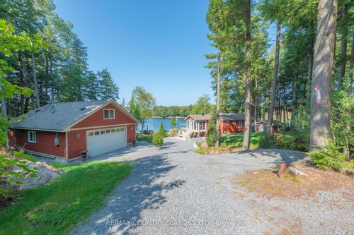 390 Walkes Rd, Apsley, ON, K0L1A0 | Card Image