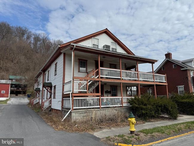 219 W Main St, Home with 0 bedrooms, 0 bathrooms and null parking in Everett PA | Image 4