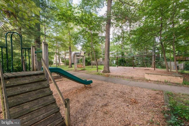 1502 Farsta Ct, Townhouse with 3 bedrooms, 4 bathrooms and null parking in RESTON VA | Image 30