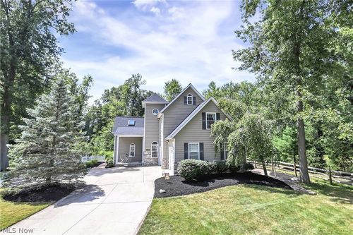 31470 Hilliard Boulevard, Westlake, OH, 44145 | Card Image