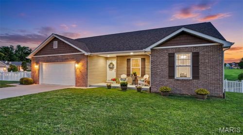 501 Micahs Way, Columbia, IL, 62236 | Card Image