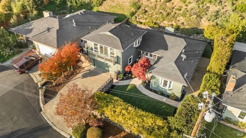 16 Edna Ct, Kentfield, CA, 94904-1002 | Card Image