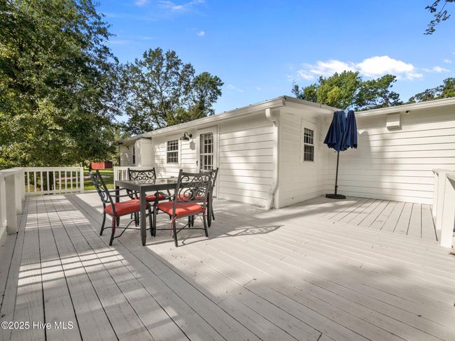 2301 Sloop Point Loop Rd, House other with 3 bedrooms, 2 bathrooms and null parking in Hampstead NC | Image 6