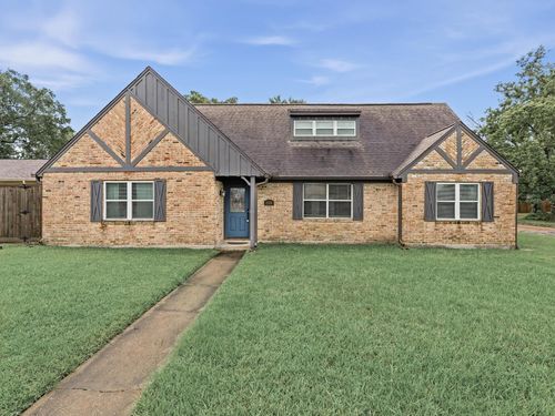 2333 Maxwell Cir, Orange, TX, 77630-2218 | Card Image