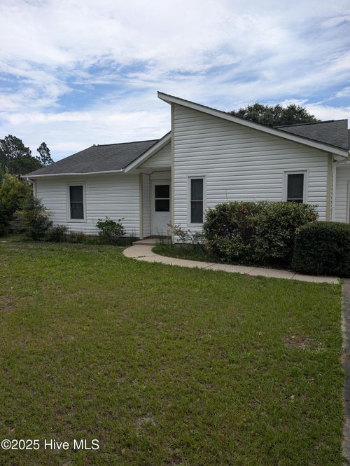 214 W Volant St, Hubert, NC, 28539-4434 | Card Image