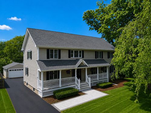 323 N Pleasant Rd, Lake Zurich, IL, 60047-2155 | Card Image