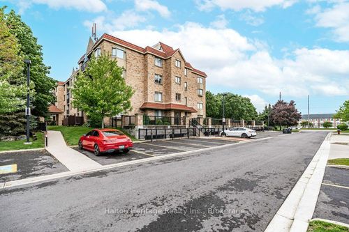210-3499 Upper Middle Rd, Burlington, ON, L7M4M7 | Card Image