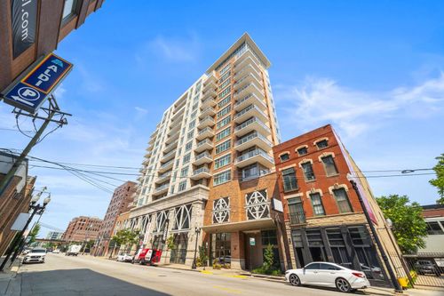 apt-1201-230 W Division St, Chicago, IL, 60610-7689 | Card Image
