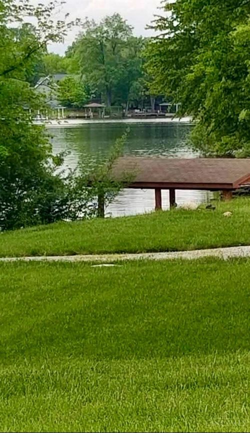 6 Mohican Cv E, Lake Waynoka, OH, 45171-8130 | Card Image